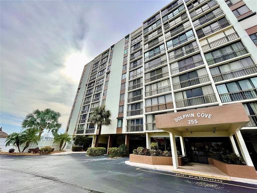 255 DOLPHIN POINT UNIT 809