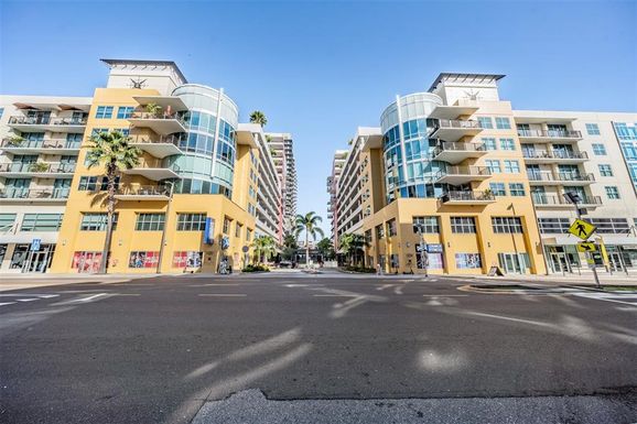 1208 E KENNEDY BOULEVARD UNIT 919