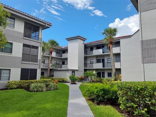 2650 COUNTRYSIDE BOULEVARD UNIT A208