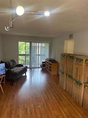 6328 NEWTOWN CIRCLE UNIT 28B3