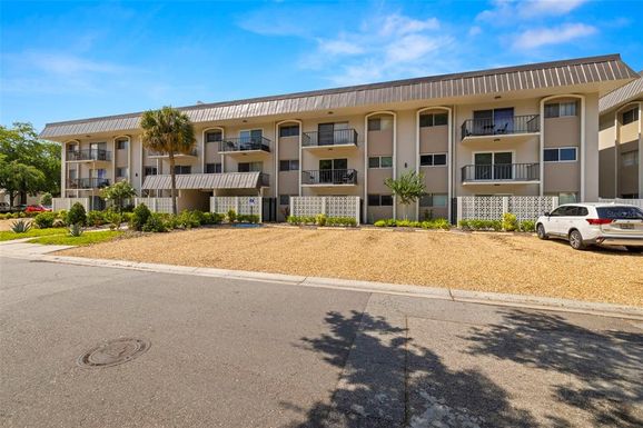 4611 W FIG STREET UNIT 208