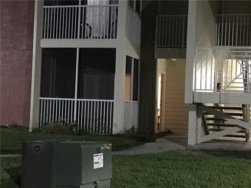 804 LAKE HAVEN SQUARE UNIT 101