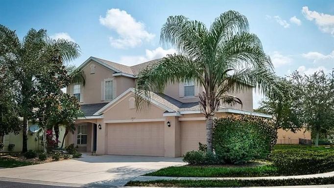 2827 SUNCOAST LAKES BOULEVARD