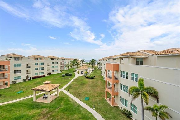 400 HAUDIMAR BEACH APARTMENTS UNIT F-307