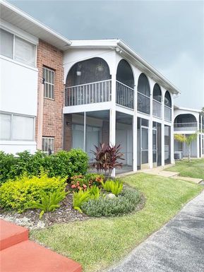 777 W LANCASTER ROAD UNIT 18