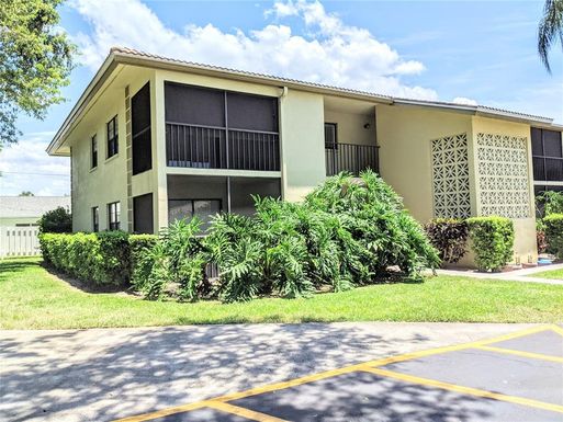 2431 BAYSHORE GARDENS PARKWAY UNIT 21