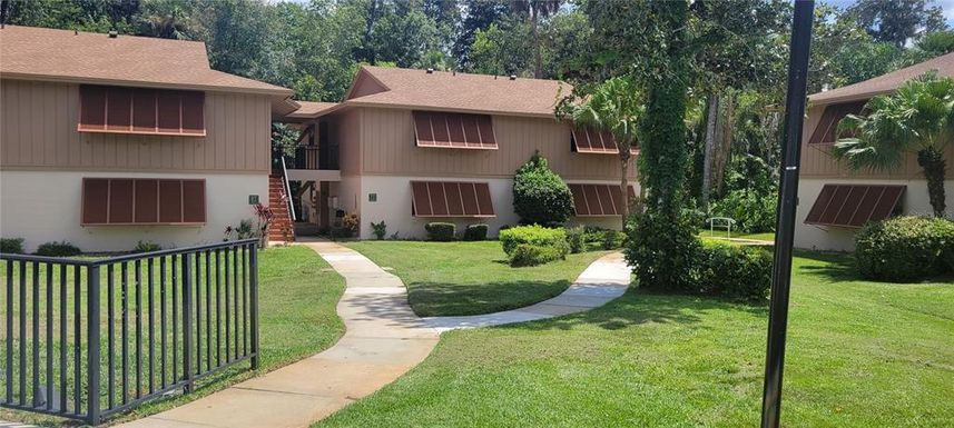 180 MAGNOLIA WOODS COURT UNIT 7D