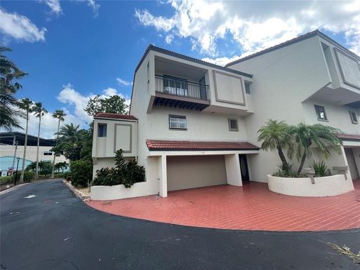 240 WINDWARD PASSAGE UNIT 1101