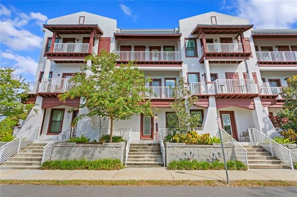 946 HIGHLAND AVENUE UNIT 23