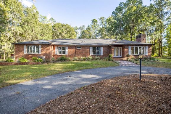 10185 NW HIGHWAY 225A