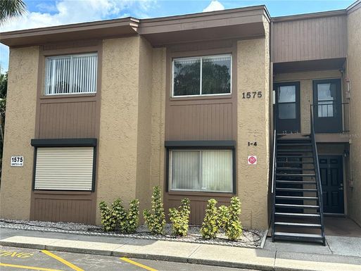 1575 GREENLEA DRIVE UNIT 2