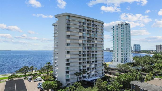 2611 BAYSHORE BOULEVARD UNIT 1402