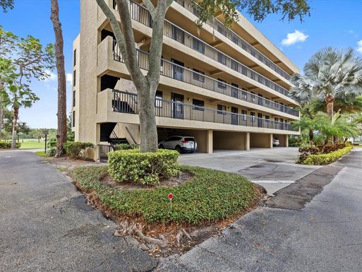 1933 GOLFVIEW DRIVE UNIT 1933