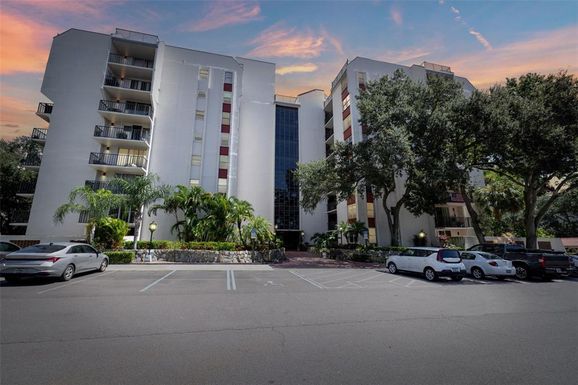 2699 SEVILLE BOULEVARD UNIT 210