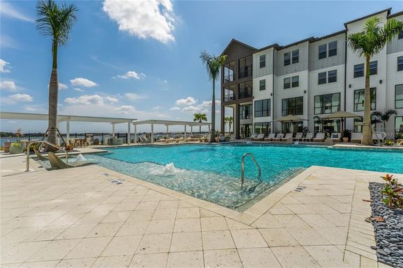 1420 LAKEFRONT DRIVE UNIT 3117