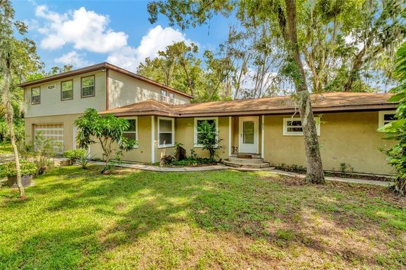 7242 ALAFIA RIDGE LOOP