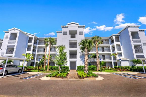 14131 HERITAGE LANDING BOULEVARD UNIT 822