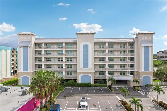 19519 GULF BOULEVARD UNIT 505