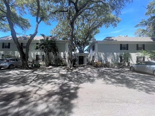 5221 BAYSHORE BOULEVARD UNIT 61