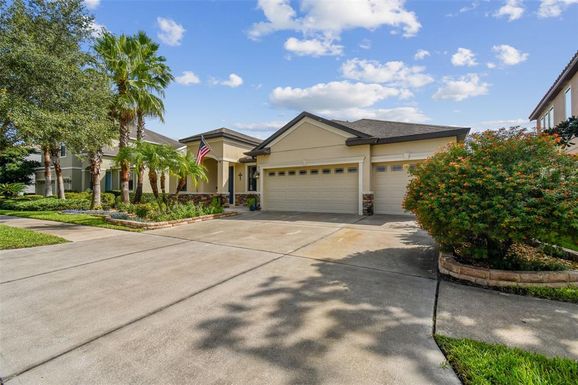 7929 HAMPTON LAKE DRIVE