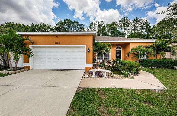 7220 CAPTIVA CIRCLE