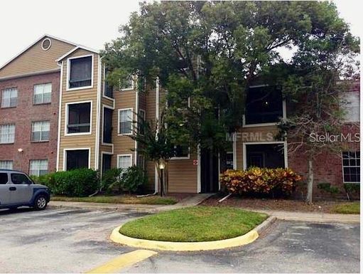 5533 CHRISHIRE WAY UNIT 207