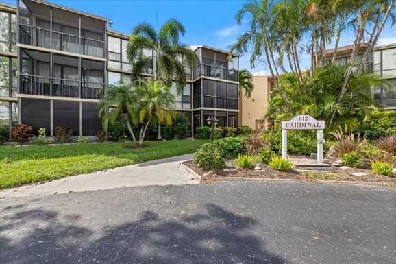 612 BIRD BAY DRIVE S UNIT 118