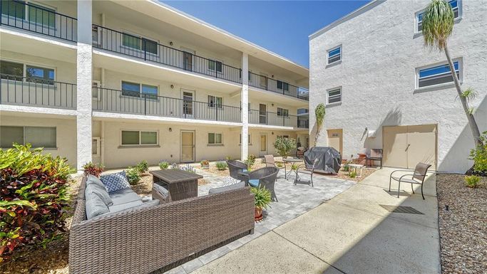 708 TAMIAMI TRAIL S UNIT 308