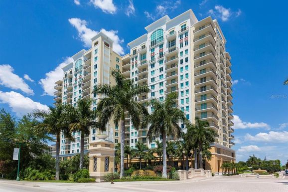 800 N TAMIAMI TRAIL UNIT 1412