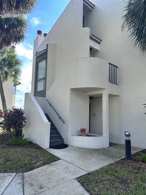 208 LAUREL COVE WAY UNIT 208