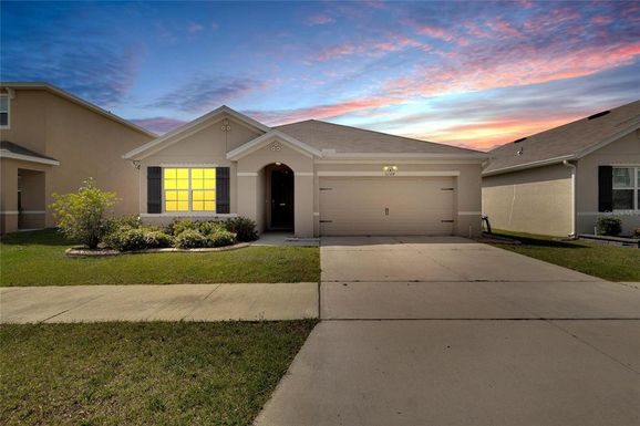 10324 GEESE TRAIL CIRCLE