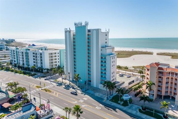 11000 GULF BOULEVARD UNIT 1002