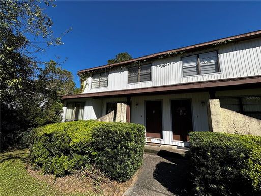 2705 NW 104 COURT UNIT 4