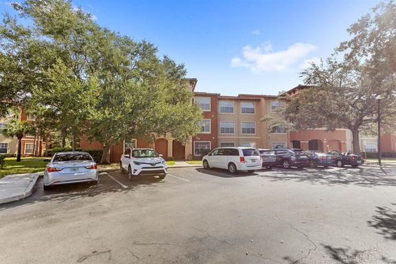 5524 METROWEST BOULEVARD UNIT 210