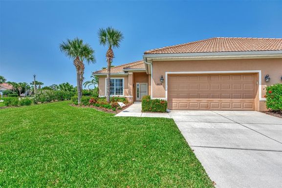 2619 WAX MYRTLE COURT