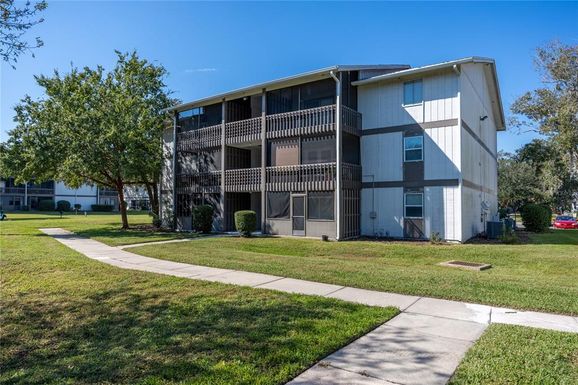 6519 W NEWBERRY ROAD UNIT 1209