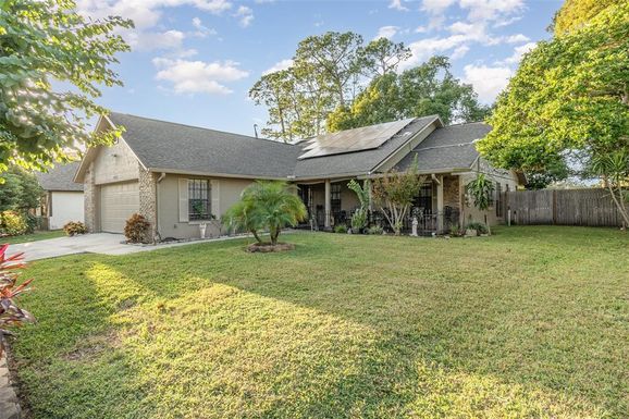 1432 FAIRWAY OAKS DRIVE