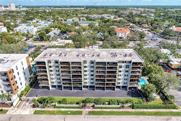 755 S PALM AVENUE UNIT 404