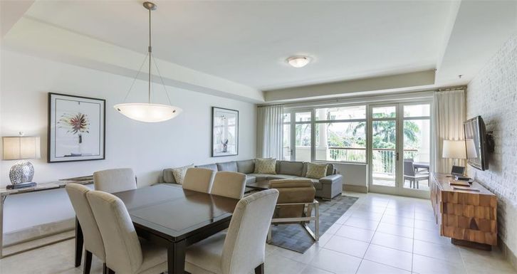 500 PLANTATION DR. UNIT 304