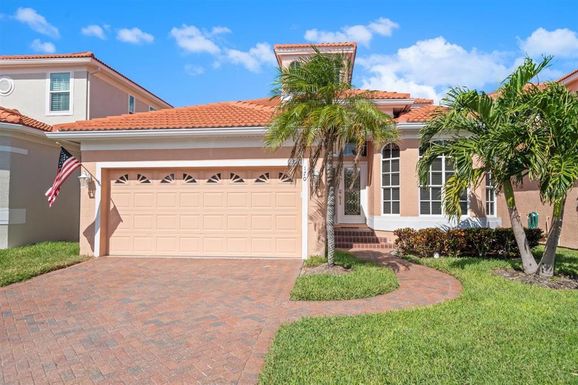 170 SAND KEY ESTATES DRIVE