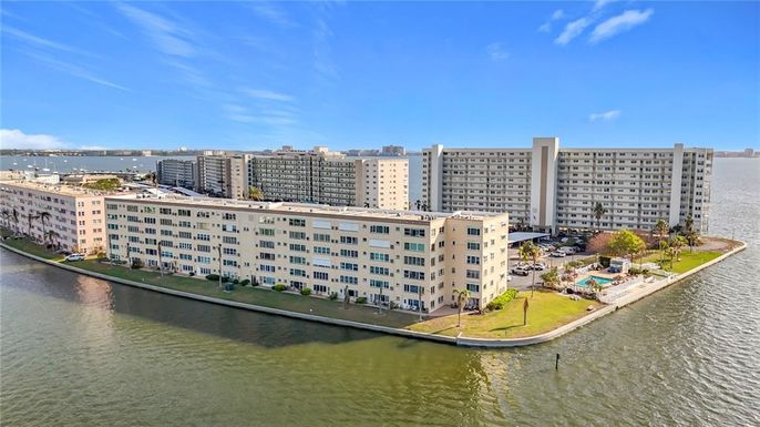 6075 SHORE BOULEVARD S UNIT 515