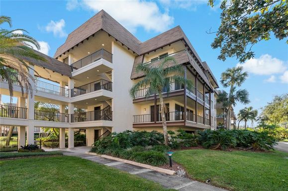 3031 COUNTRYSIDE BOULEVARD UNIT 25C