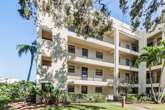 11485 OAKHURST ROAD UNIT A101