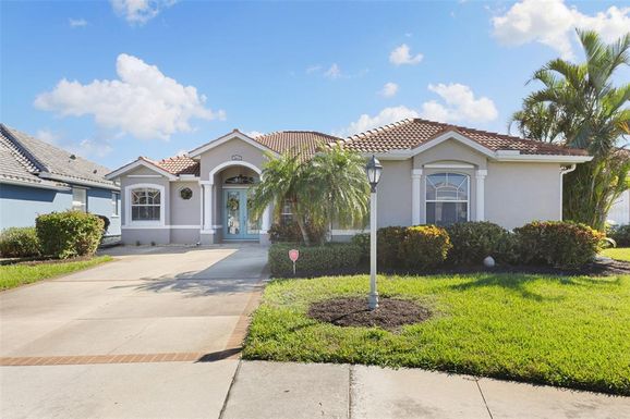 2844 ROYAL PALM DRIVE