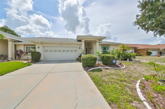 909 SUN KEY COURT