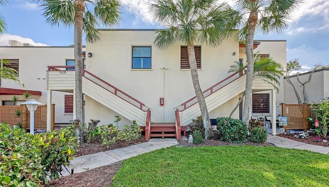 304 SPRING LAKES BOULEVARD UNIT 304