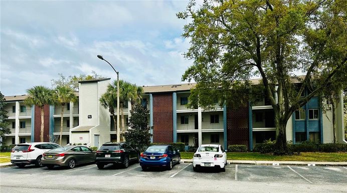 3 ESCONDIDO CIRCLE UNIT 18