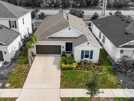 2725 LEAFWING COURT