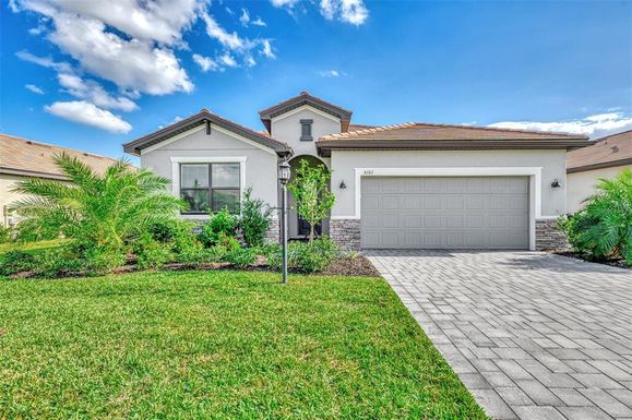 5161 CORAL REEF WAY