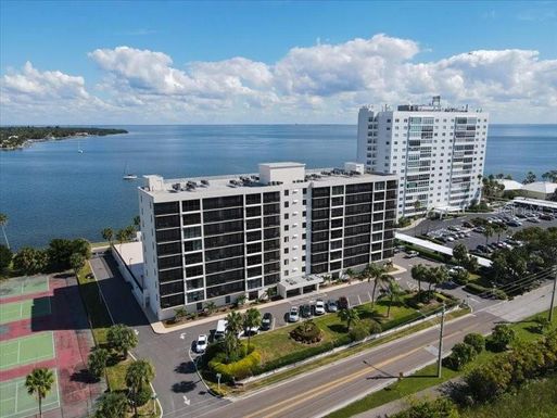 7100 SUNSHINE SKYWAY LANE S UNIT 706